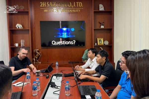 Buổi đào tạo diễn ra chuyên nghiệp, hợp tác đôi bên