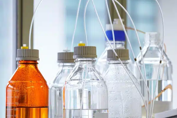 HPLC có khả năng định lượng chính xác các hợp chất ở nồng độ rất thấp