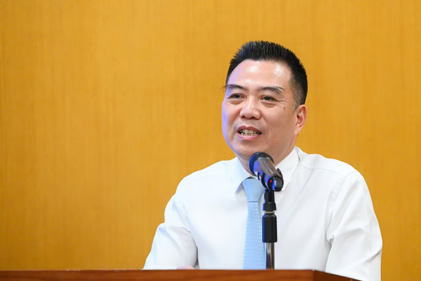 Thứ trưởng Bộ Nông nghiệp và Môi trường Đặng Ngọc Điệp phát biểu tại Họp báo